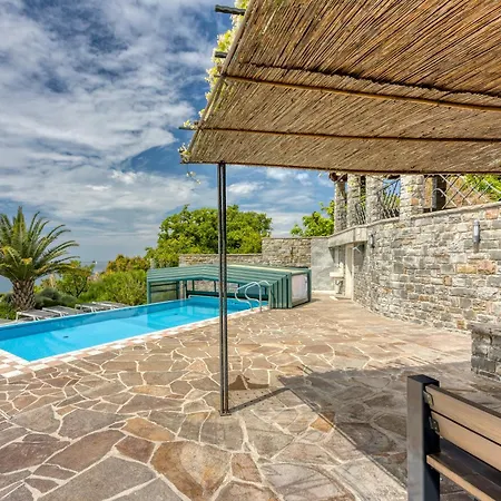 Debeli Rtic Apartman *