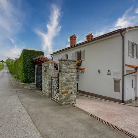 Debeli Rtic Apartmán *
