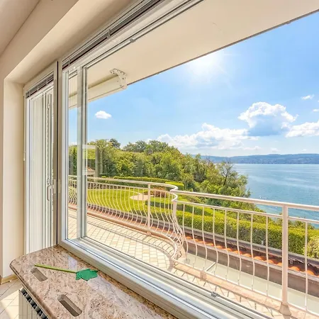 Apartment Debeli Rtic
