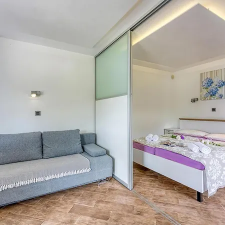 Apartment Debeli Rtic Ankaran