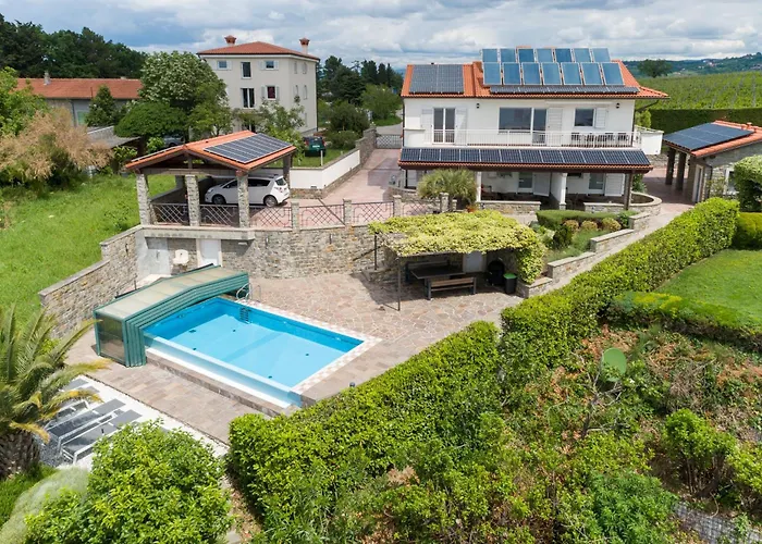 Debeli Rtic * Ankaran